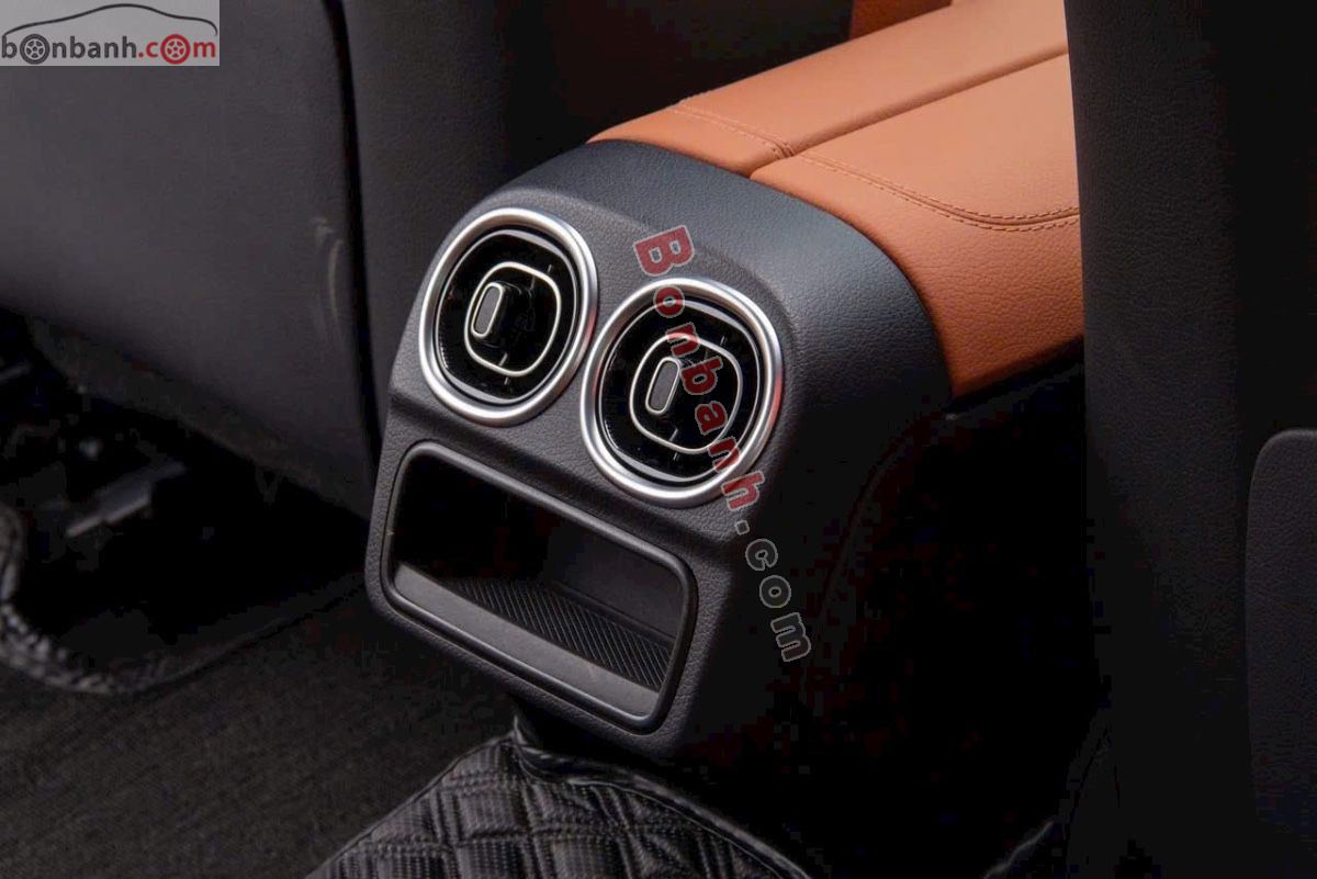 Bán ô tô Mercedes Benz C class C300 AMG - 2022 - xe cũ