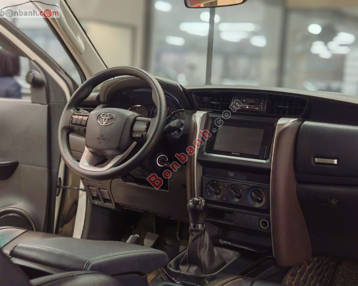 Bán ô tô Toyota Fortuner 2.4G 4x2 MT - 2019 - xe cũ