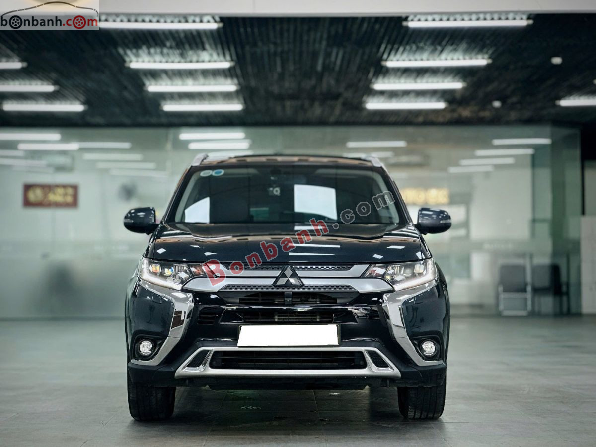 Bán ô tô Mitsubishi Outlander 2.0 CVT Premium - 2020 - xe cũ