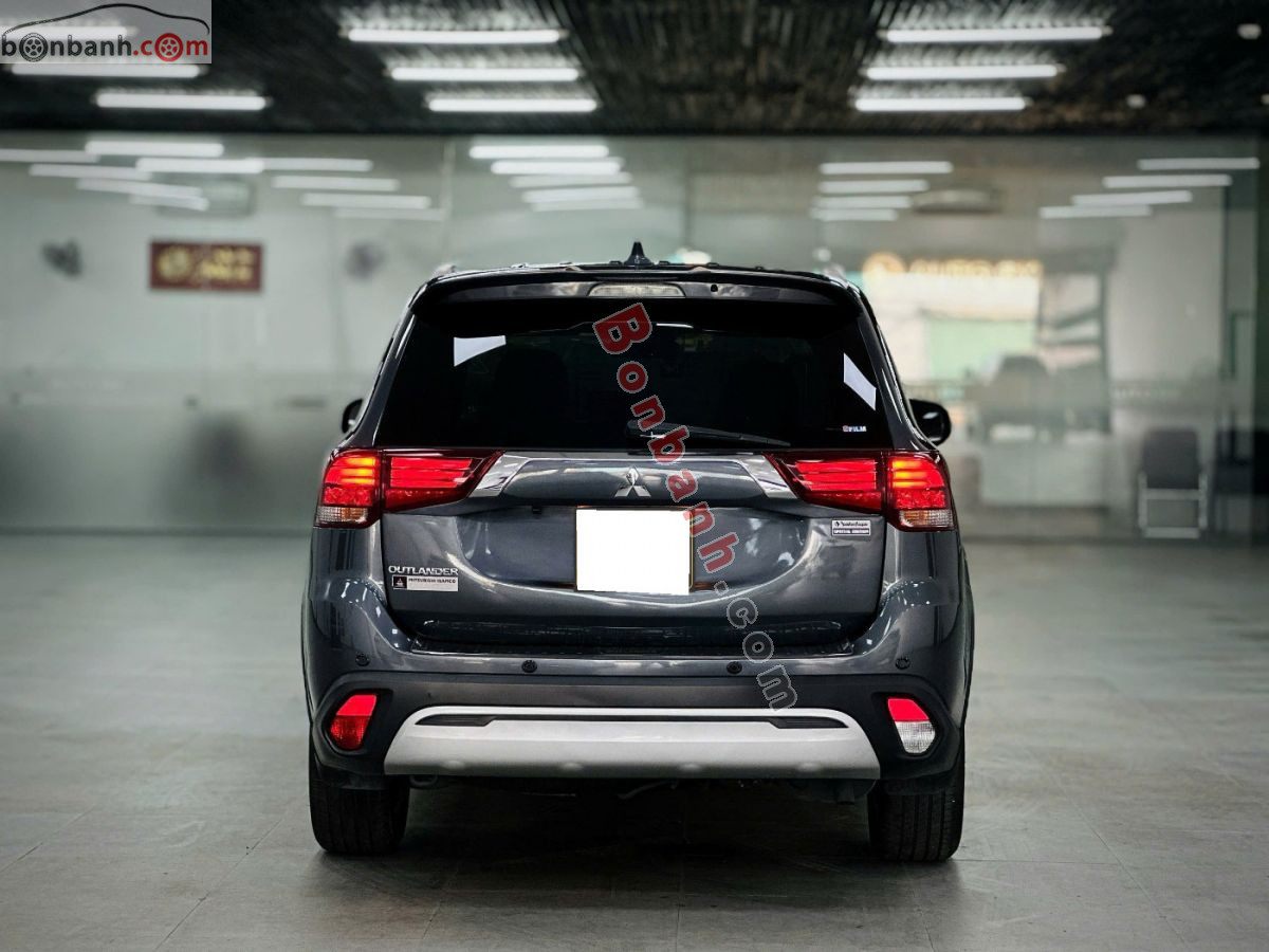 Bán ô tô Mitsubishi Outlander 2.0 CVT Premium - 2020 - xe cũ