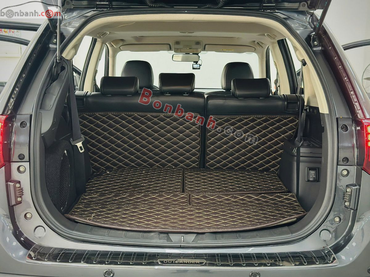 Bán ô tô Mitsubishi Outlander Premium 2.0 CVT - 2021 - xe cũ