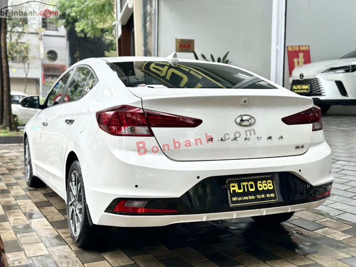 Bán ô tô Hyundai Elantra 2.0 AT - 2019 - xe cũ
