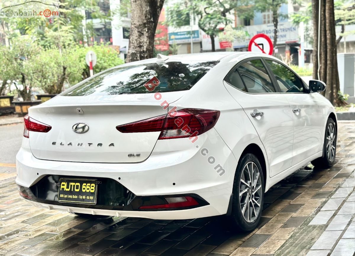 Bán ô tô Hyundai Elantra 2.0 AT - 2019 - xe cũ