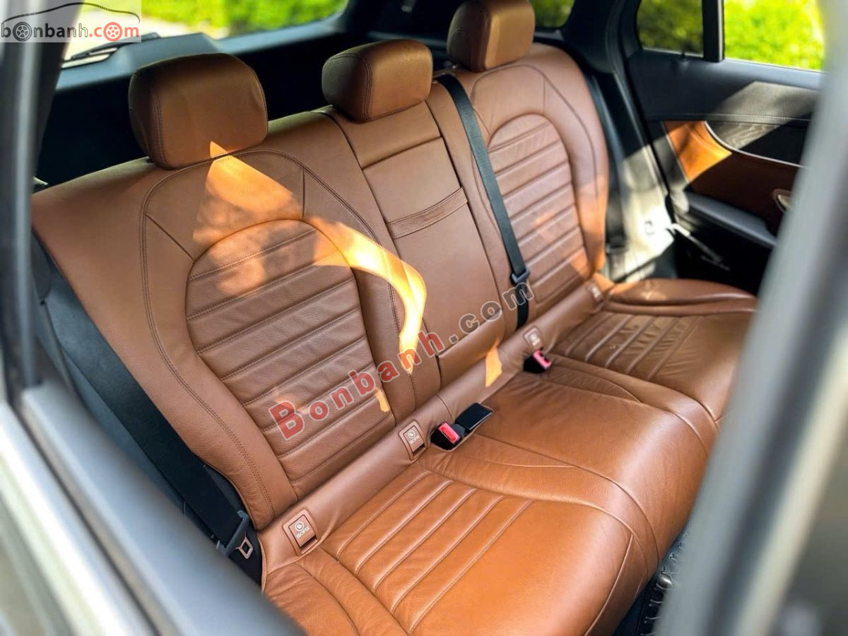 Bán ô tô Mercedes Benz GLC 300 4Matic - 2018 - xe cũ