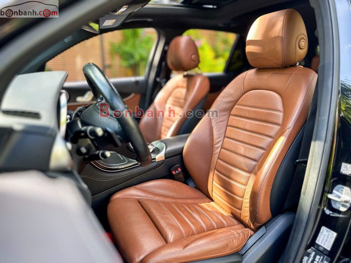 Bán ô tô Mercedes Benz GLC 300 4Matic - 2018 - xe cũ