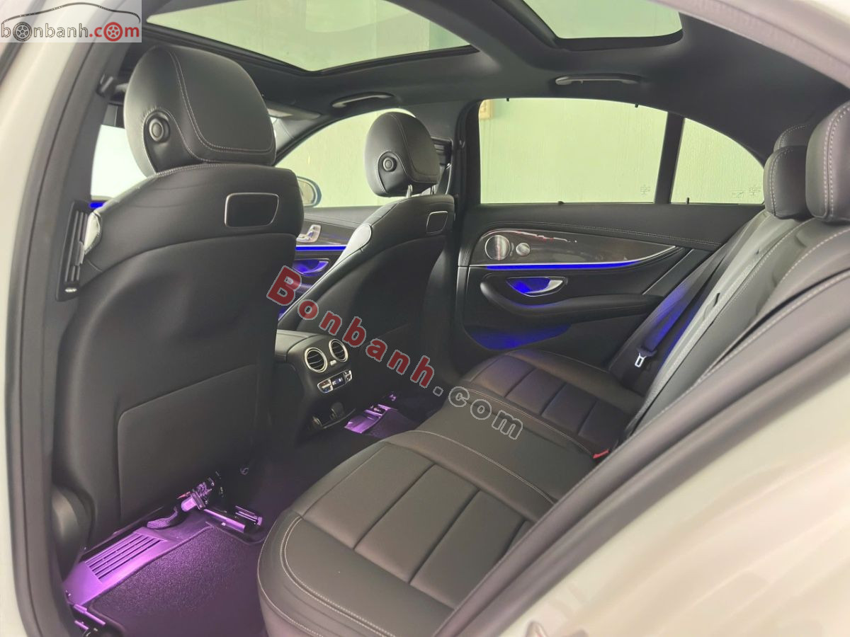 Bán ô tô Mercedes Benz E class E300 AMG - 2020 - xe cũ