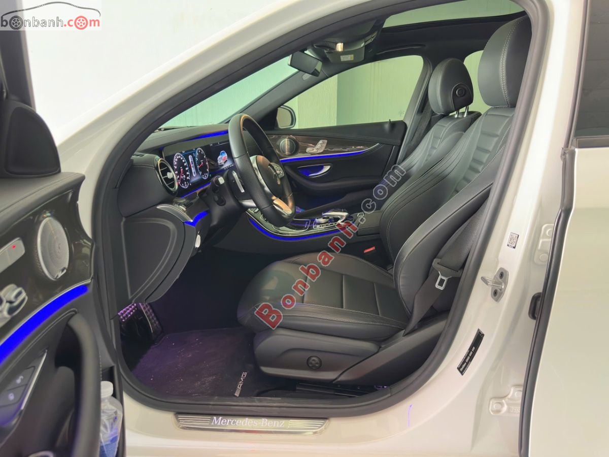 Bán ô tô Mercedes Benz E class E300 AMG - 2020 - xe cũ