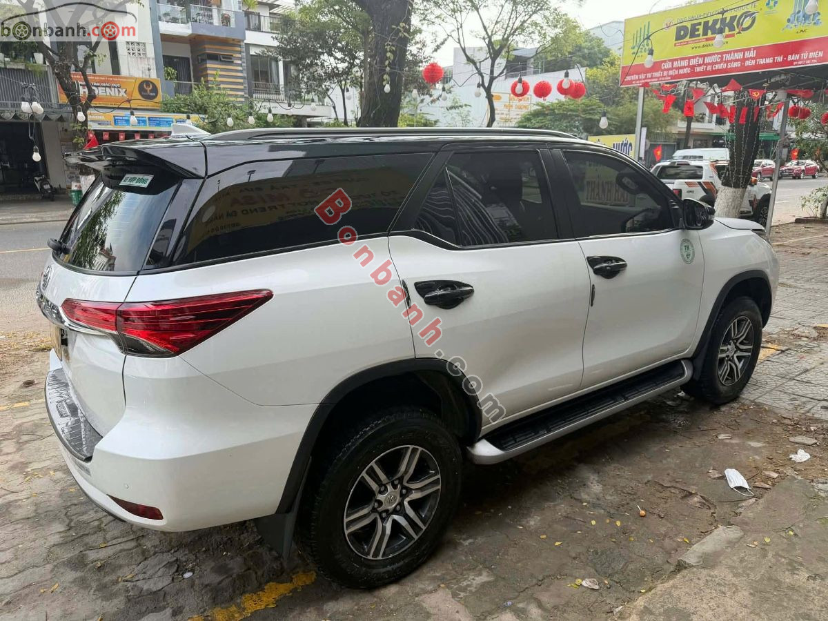 Bán ô tô Toyota Fortuner 2.4L 4x2 AT - 2022 - xe cũ
