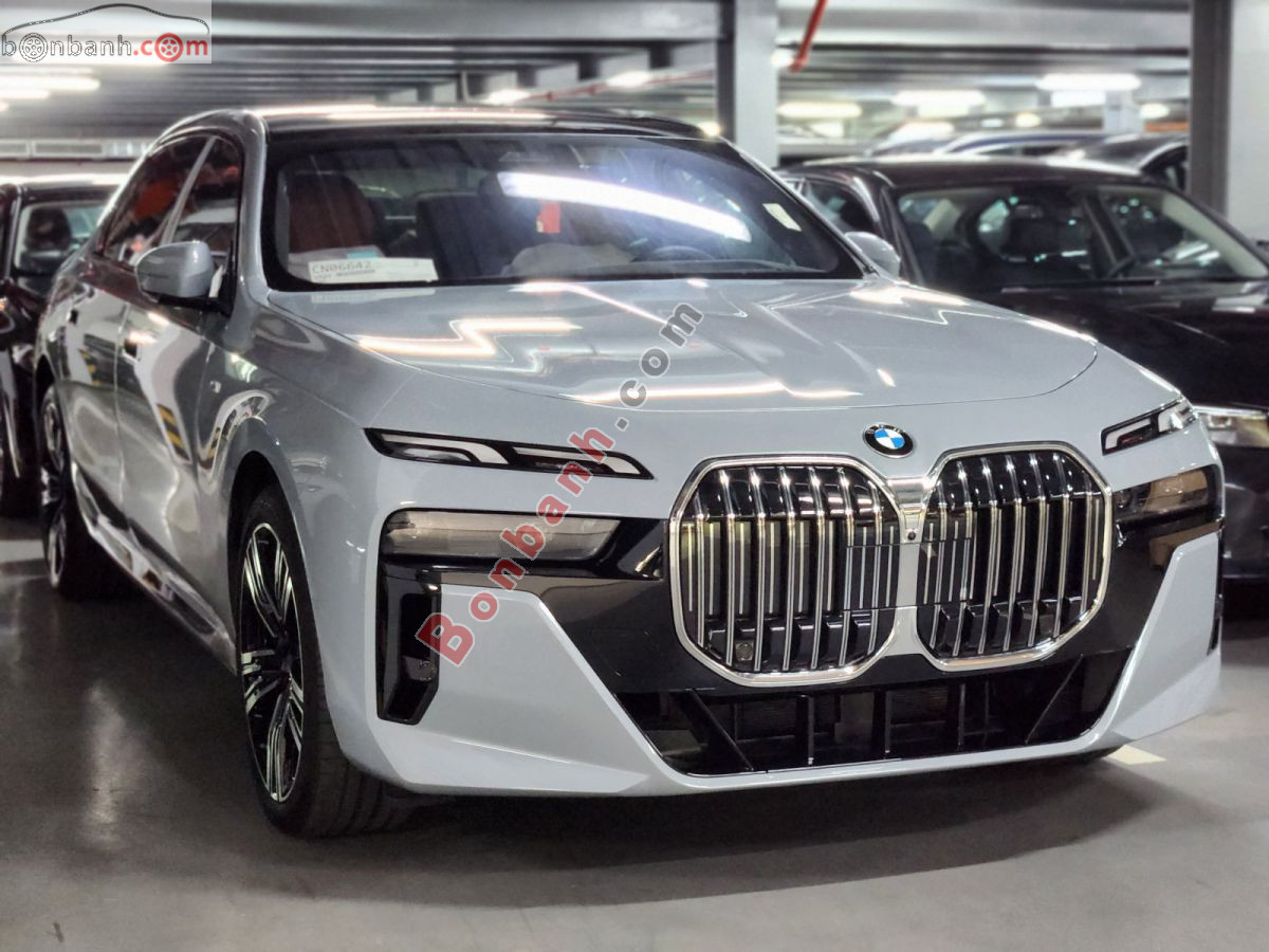Bán ô tô BMW 7 Series 735i M Sport - 2025 - xe mới