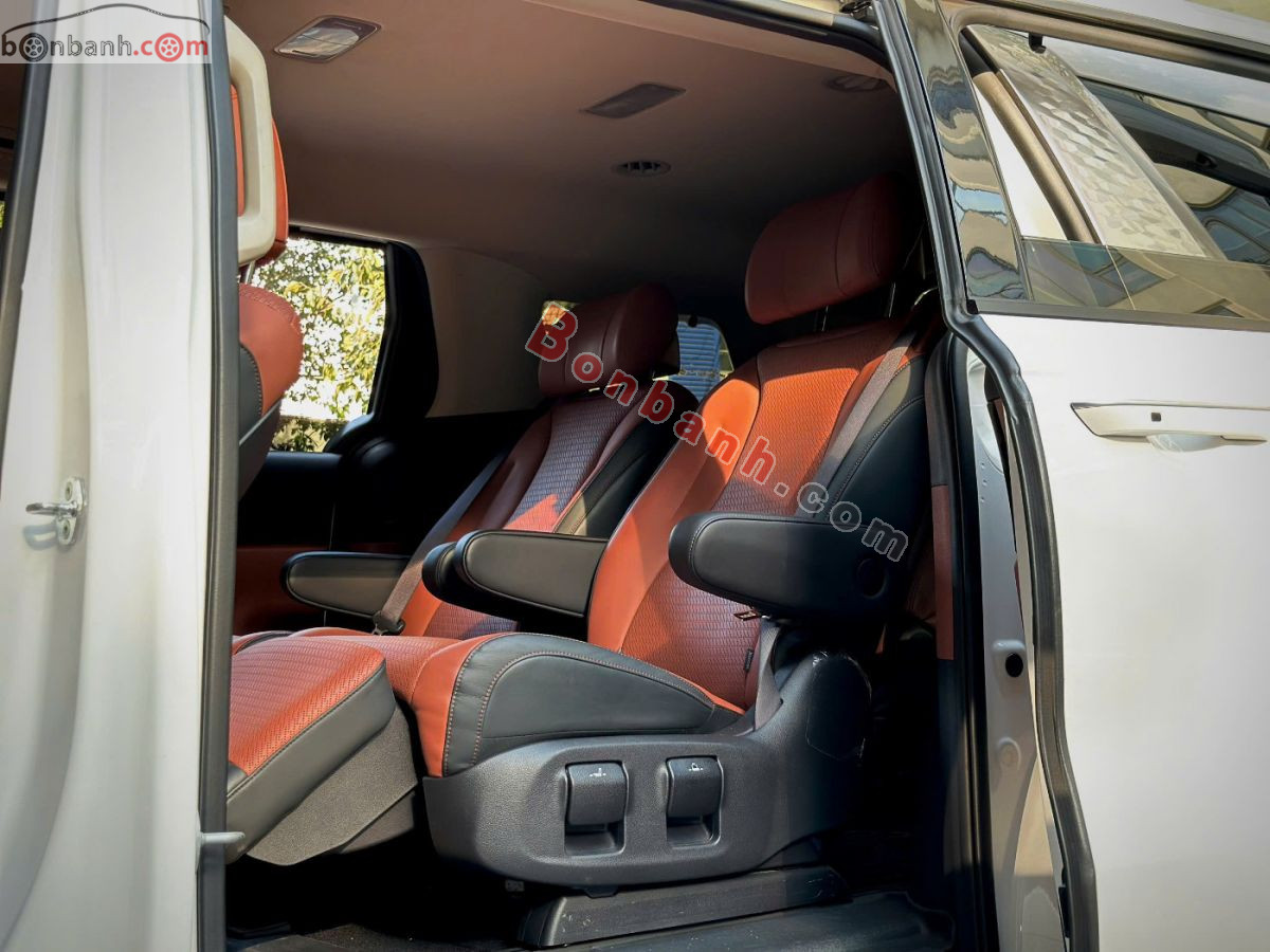 Bán ô tô Kia Carnival Premium 2.2D - 2022 - xe cũ