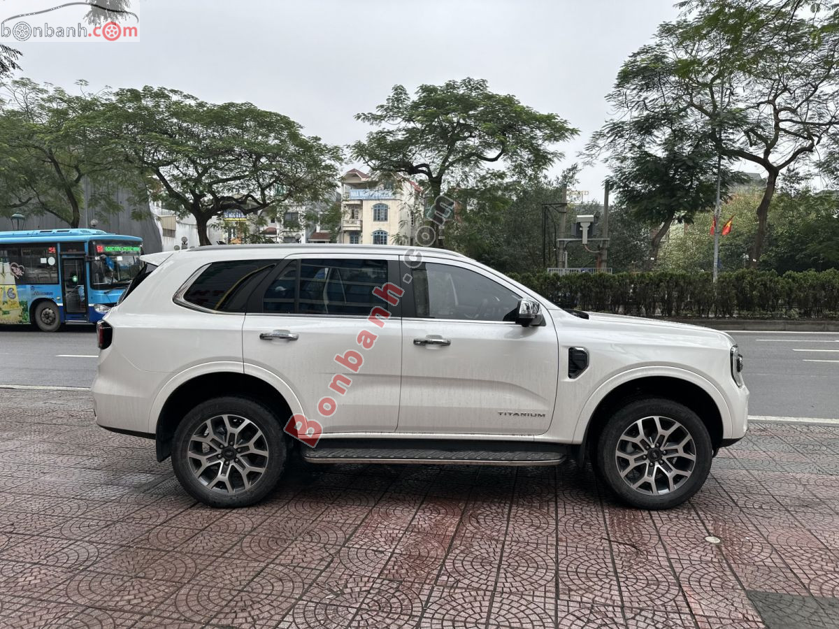 Bán ô tô Ford Everest Titanium 2.0L 4x2 AT - 2025 - xe cũ