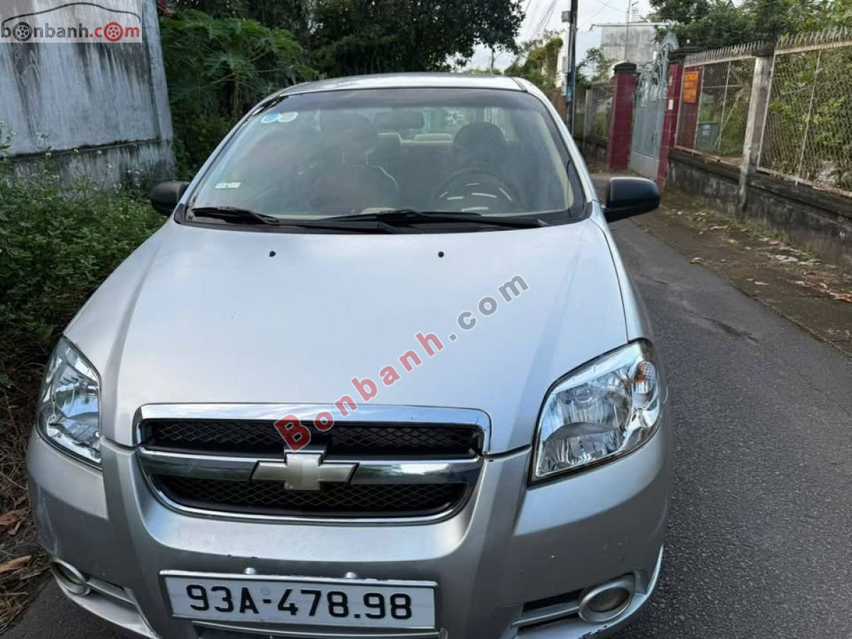 Bán ô tô Chevrolet Aveo 1.5 MT - 2013 - xe cũ