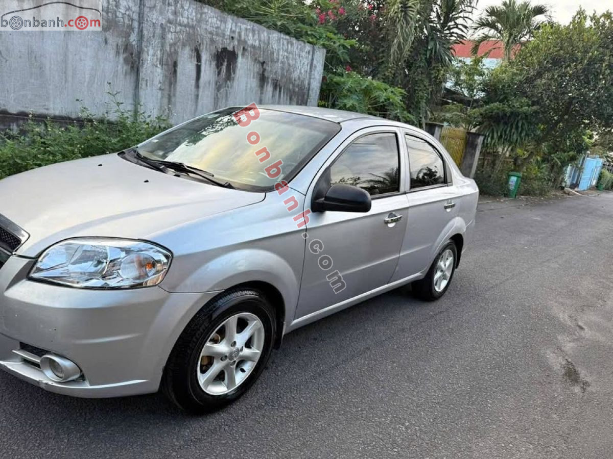 Bán ô tô Chevrolet Aveo 1.5 MT - 2013 - xe cũ