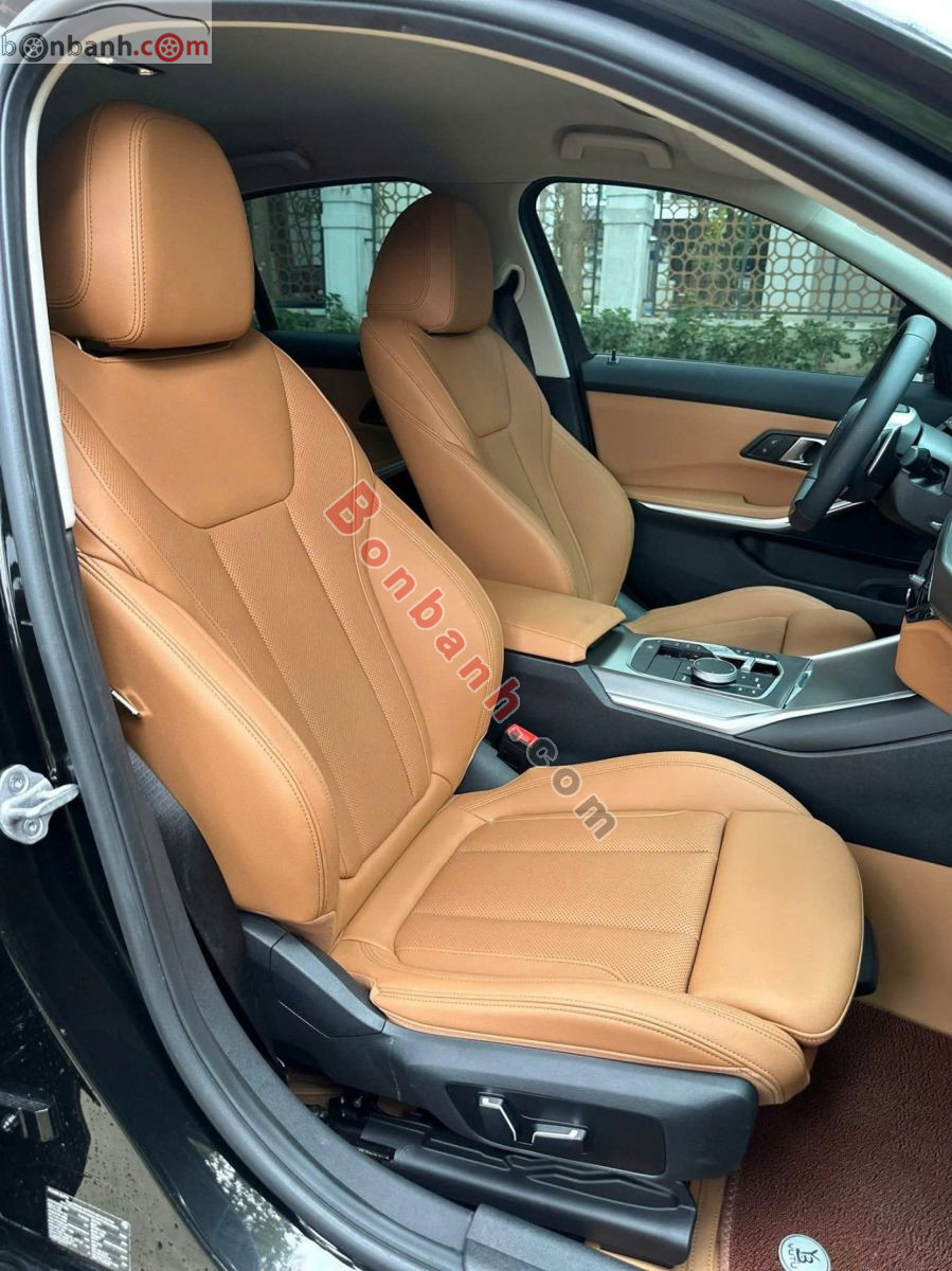 Bán ô tô BMW 3 Series 320i Sport Line - 2025 - xe mới