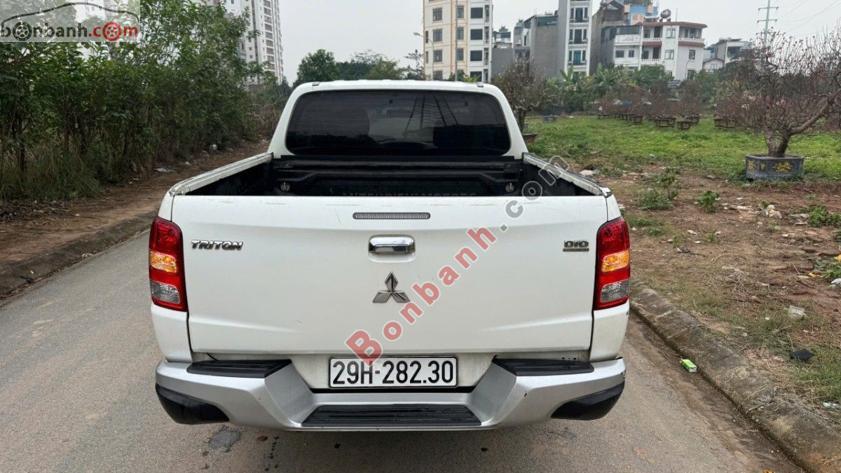 Bán ô tô Mitsubishi Triton 4x2 MT - 2019 - xe cũ