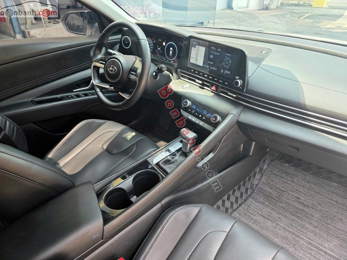 Bán ô tô Hyundai Elantra 1.6 AT Đặc biệt - 2024 - xe cũ