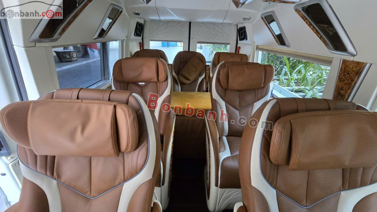 Bán ô tô Ford Transit Limousine - 2023 - xe cũ