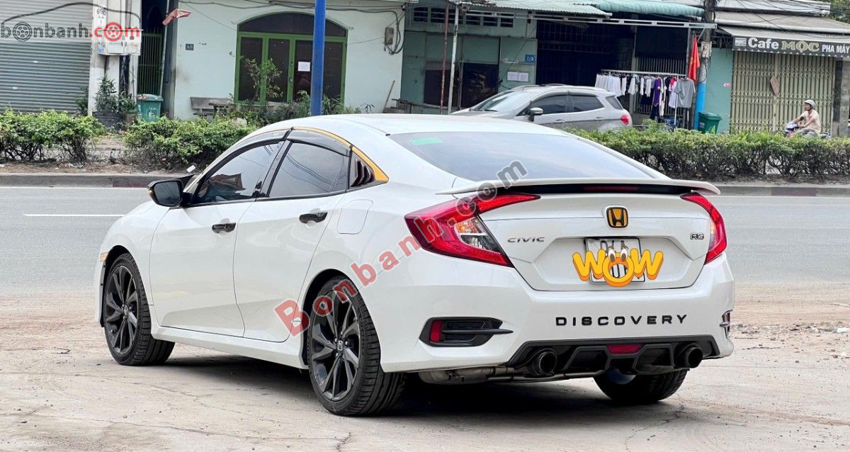 Bán ô tô Honda Civic RS 1.5 AT - 2019 - xe cũ