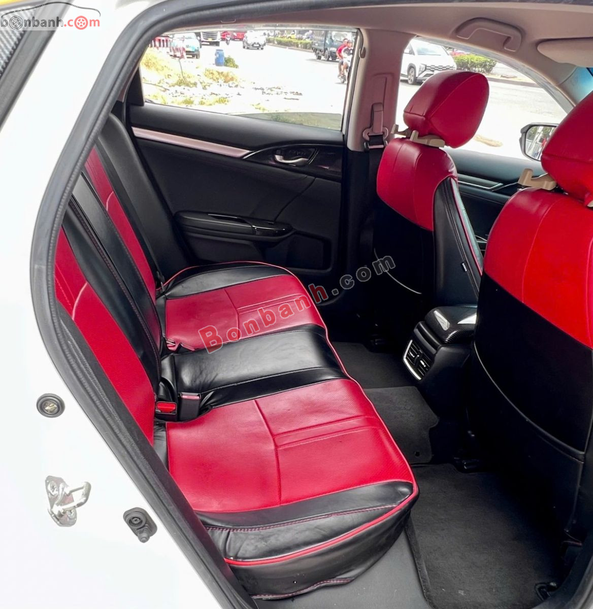 Bán ô tô Honda Civic RS 1.5 AT - 2019 - xe cũ