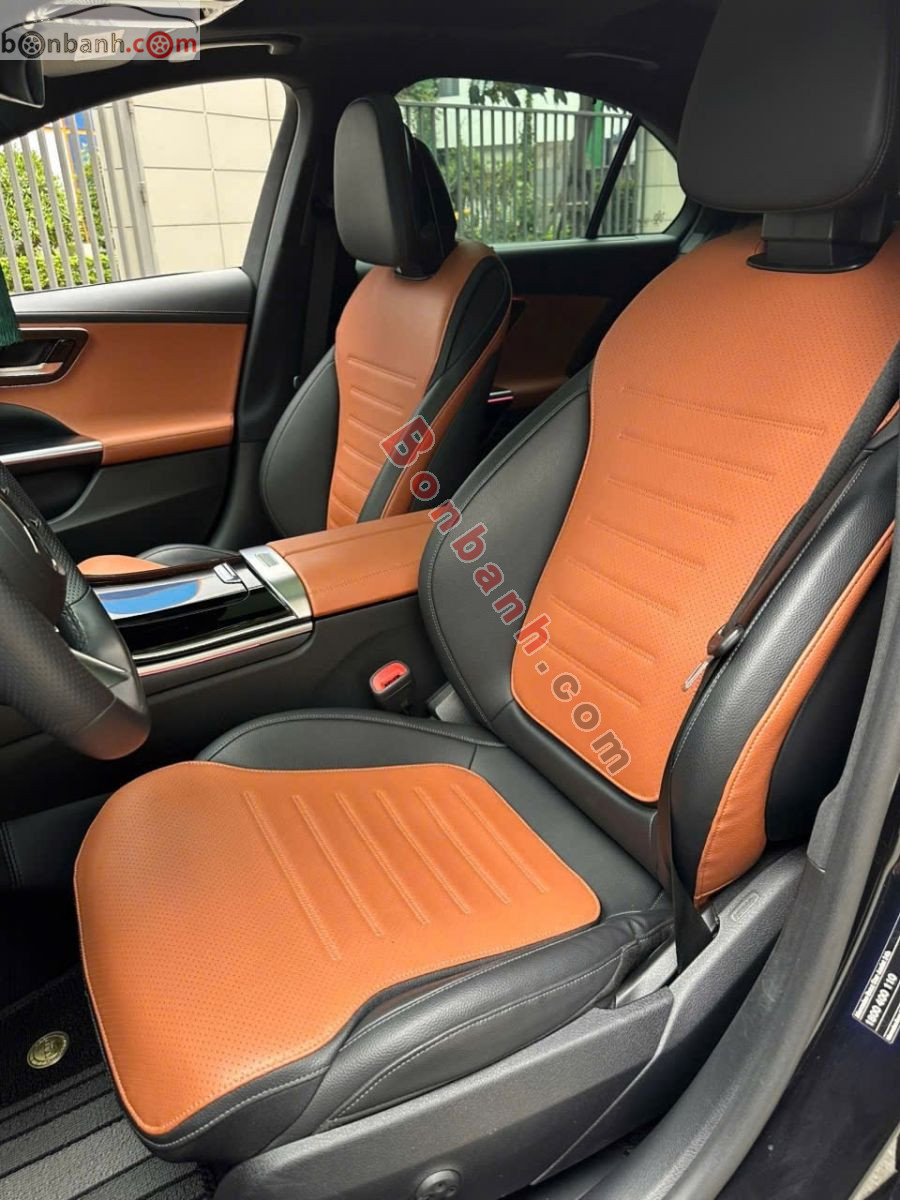 Bán ô tô Mercedes Benz C class C300 AMG - 2022 - xe cũ