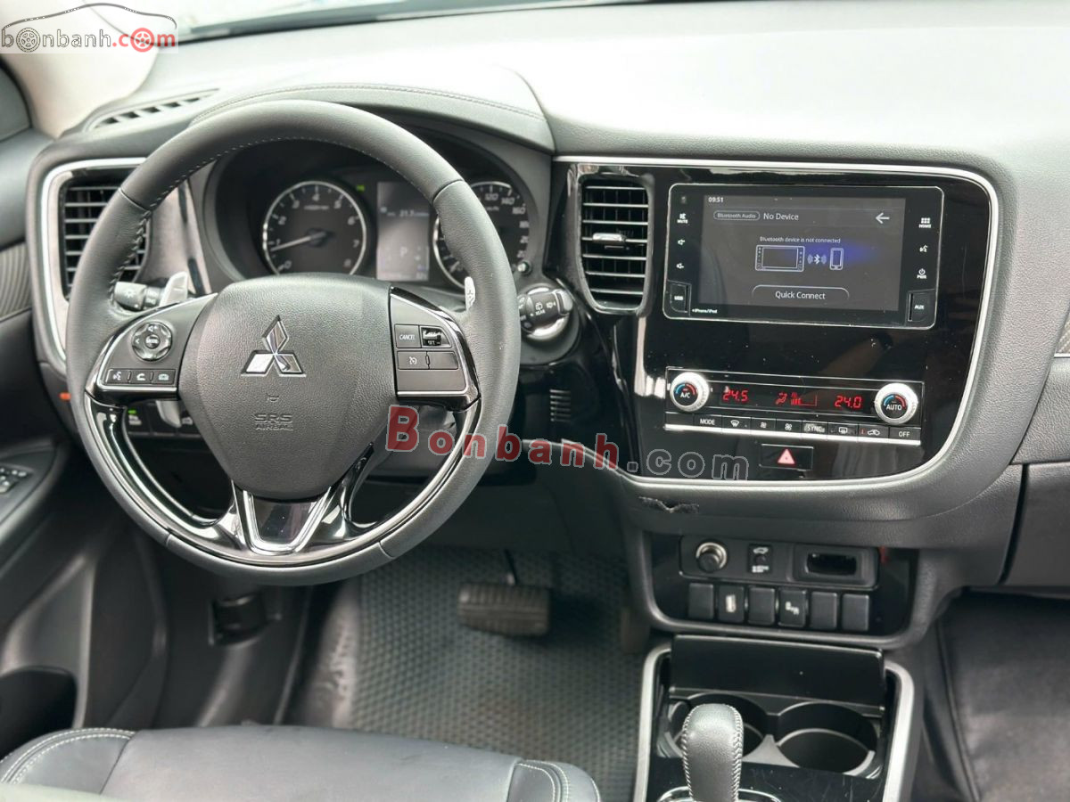 Bán ô tô Mitsubishi Outlander Premium 2.0 CVT - 2021 - xe cũ