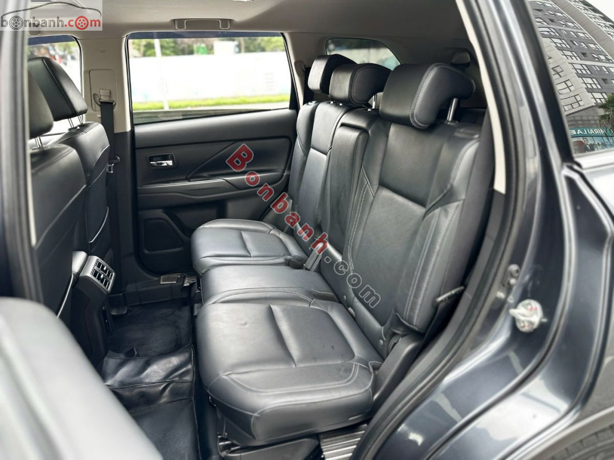 Bán ô tô Mitsubishi Outlander Premium 2.0 CVT - 2021 - xe cũ