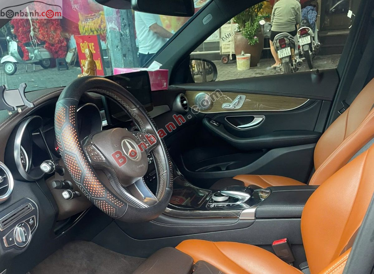 Bán ô tô Mercedes Benz GLC 250 4Matic - 2018 - xe cũ
