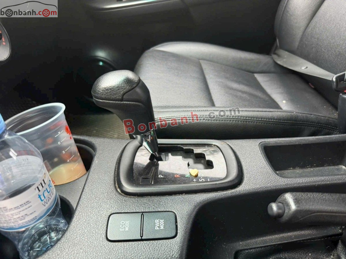 Bán ô tô Toyota Hilux 2.4E 4x2 AT - 2018 - xe cũ