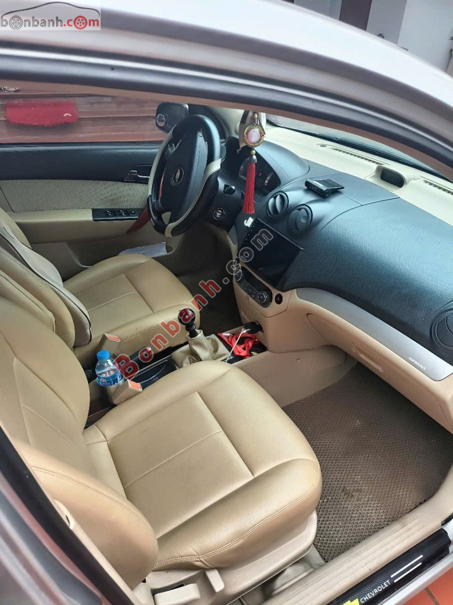 Bán ô tô Chevrolet Aveo LT 1.5 MT - 2015 - xe cũ