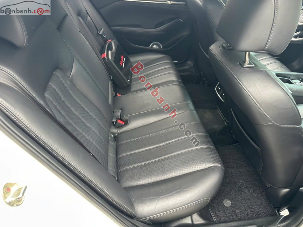 Bán ô tô Mazda 6 Premium 2.0 AT - 2022 - xe cũ