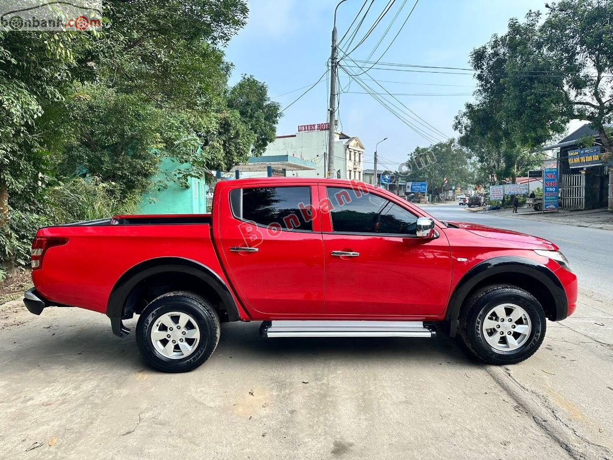 Bán ô tô Mitsubishi Triton 4x2 AT - 2016 - xe cũ