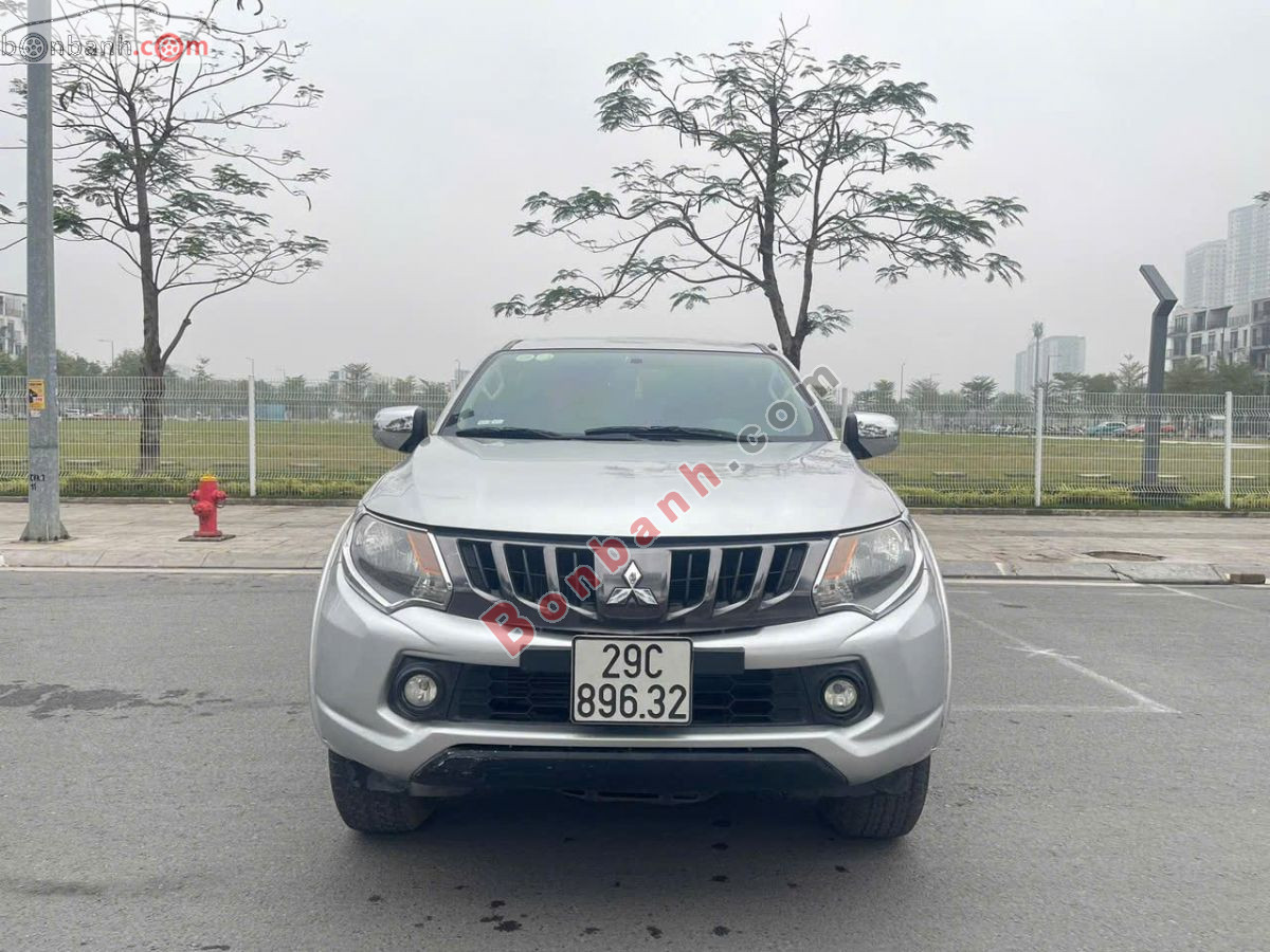 Bán ô tô Mitsubishi Triton 4x2 AT - 2018 - xe cũ
