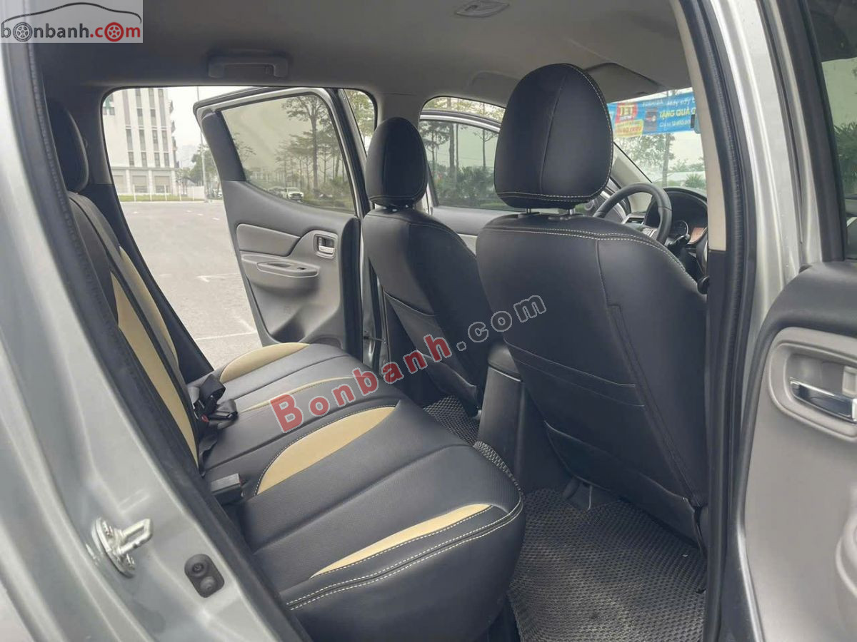 Bán ô tô Mitsubishi Triton 4x2 AT - 2018 - xe cũ