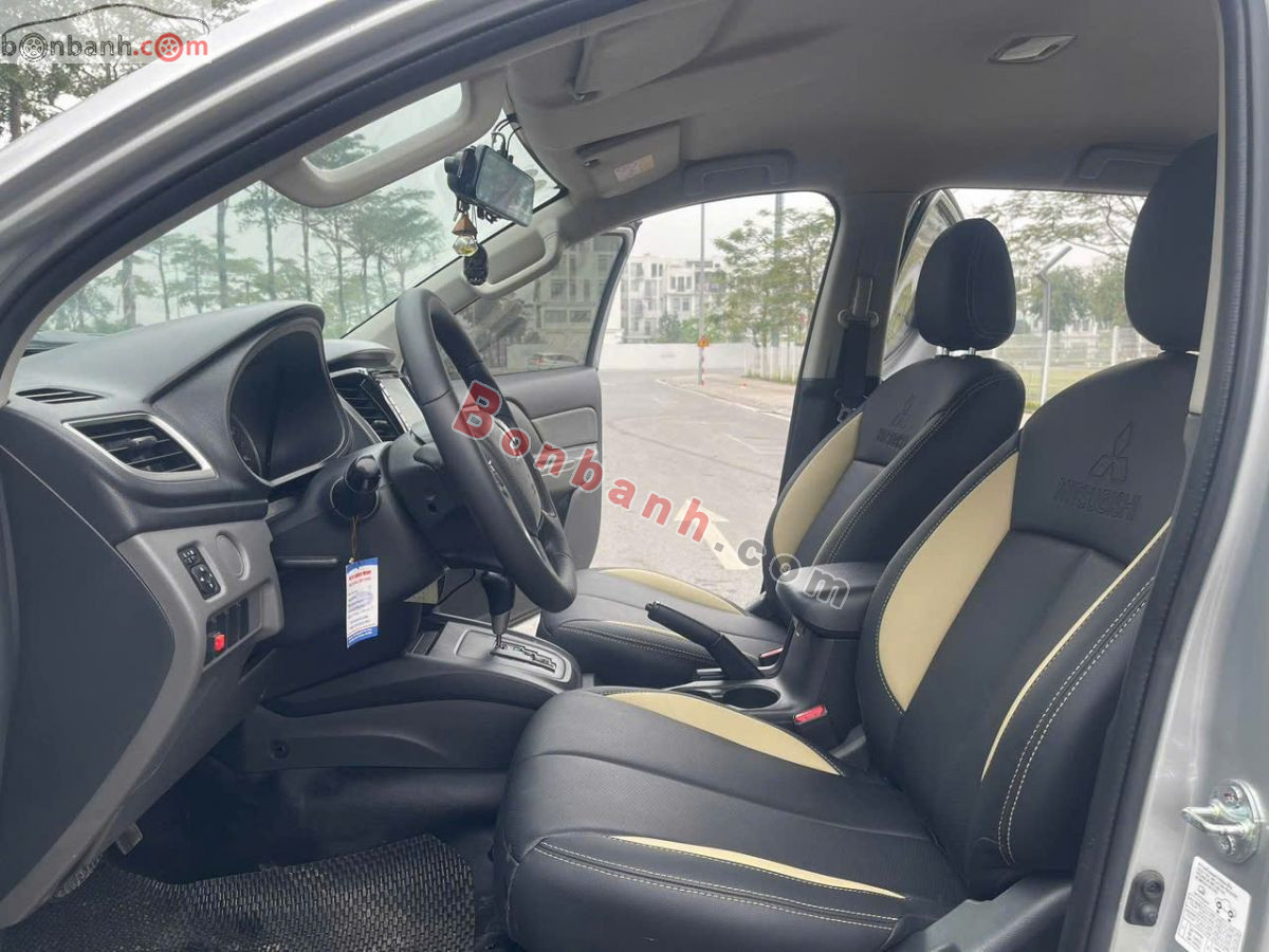 Bán ô tô Mitsubishi Triton 4x2 AT - 2018 - xe cũ