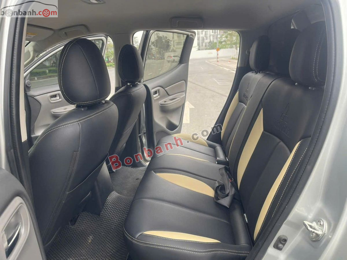 Bán ô tô Mitsubishi Triton 4x2 AT - 2018 - xe cũ