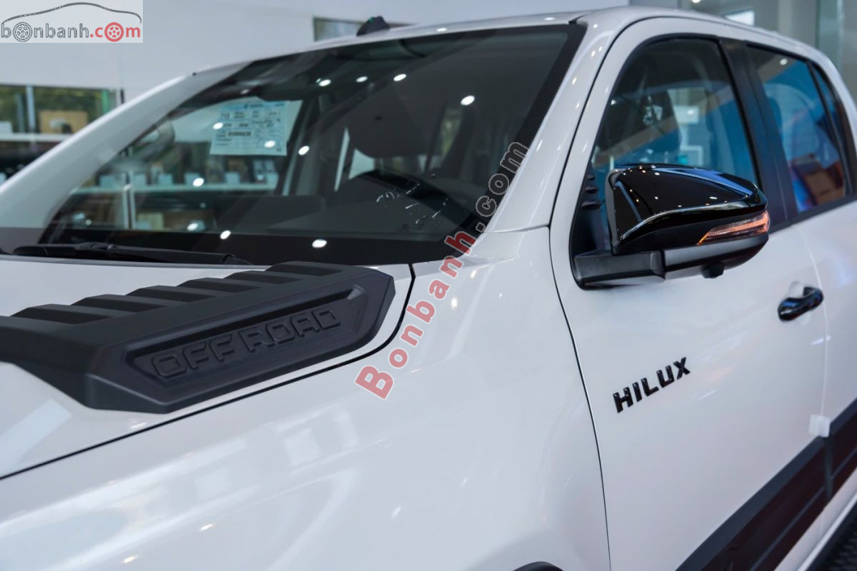 Bán ô tô Toyota Hilux Trailhunter 2.8L 4x4 AT - 2026 - xe mới
