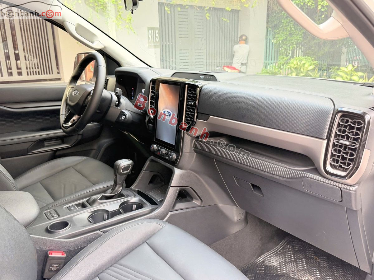 Bán ô tô Ford Everest Ambiente 2.0L 4x2 AT - 2025 - xe cũ