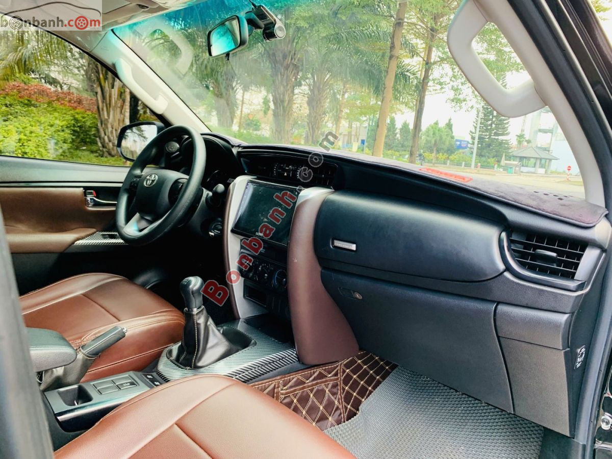 Bán ô tô Toyota Fortuner 2.4G 4x2 MT - 2019 - xe cũ