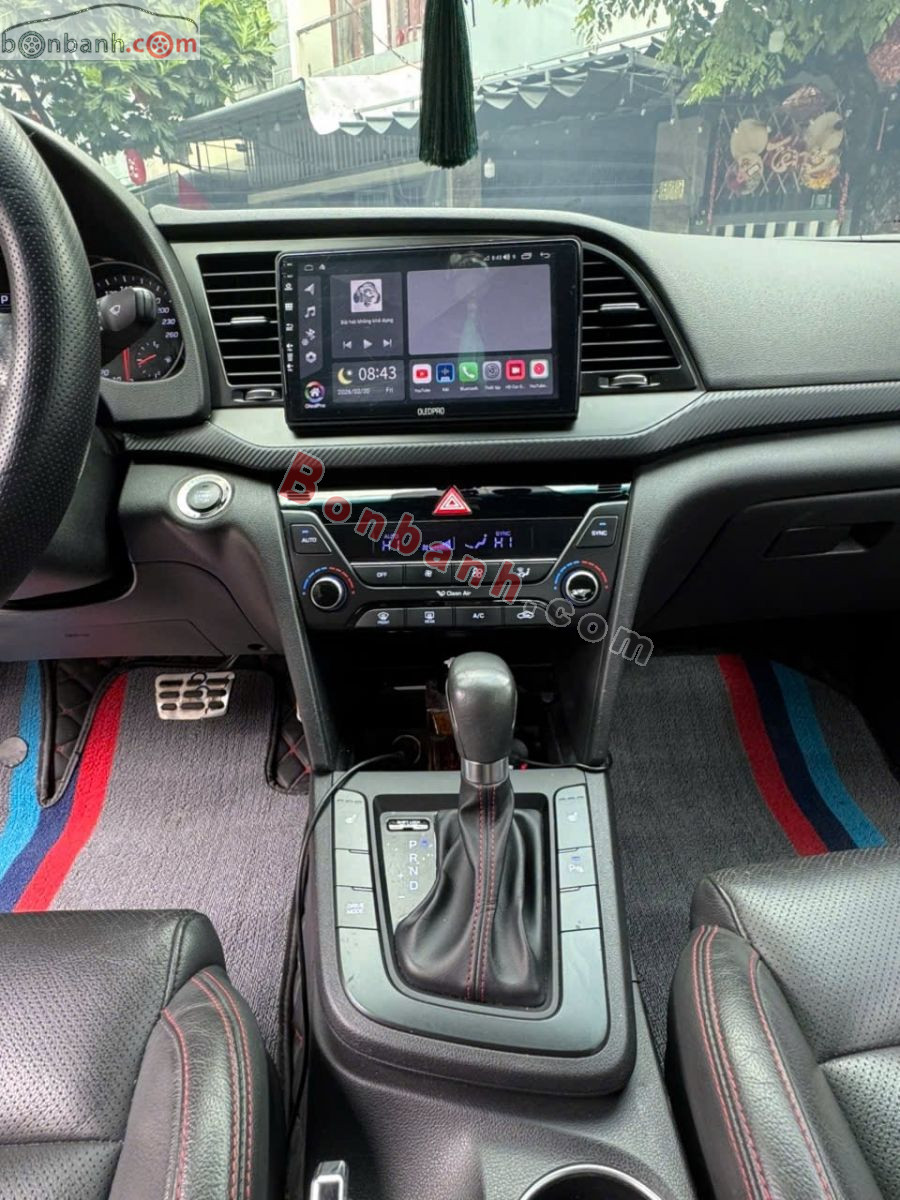 Bán ô tô Hyundai Elantra Sport 1.6 AT - 2018 - xe cũ