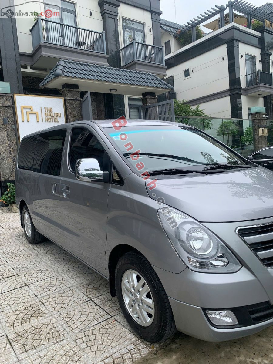 Bán ô tô Hyundai Starex MT 2.5 - 2017 - xe cũ