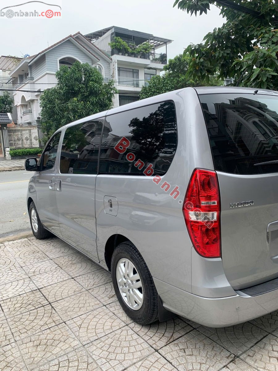 Bán ô tô Hyundai Starex MT 2.5 - 2017 - xe cũ