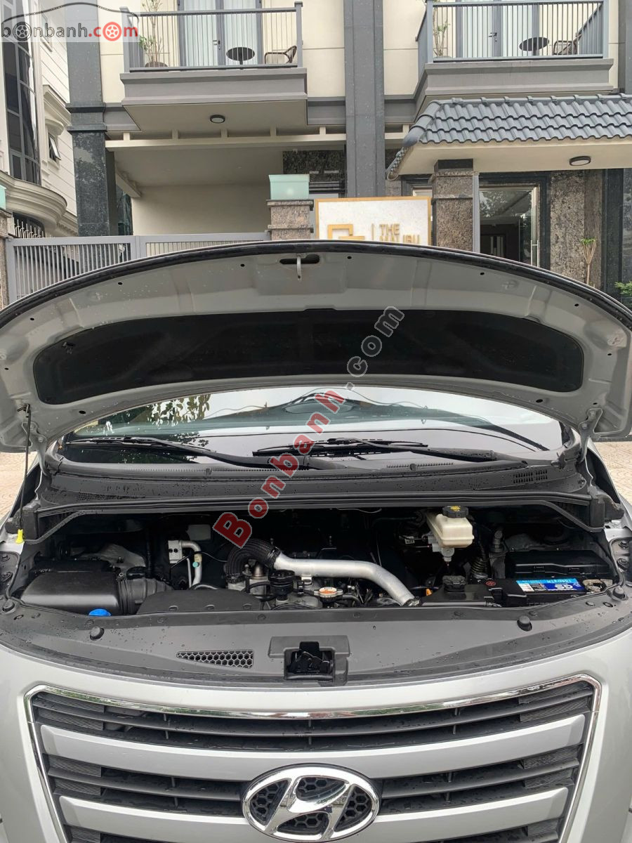 Bán ô tô Hyundai Starex MT 2.5 - 2017 - xe cũ