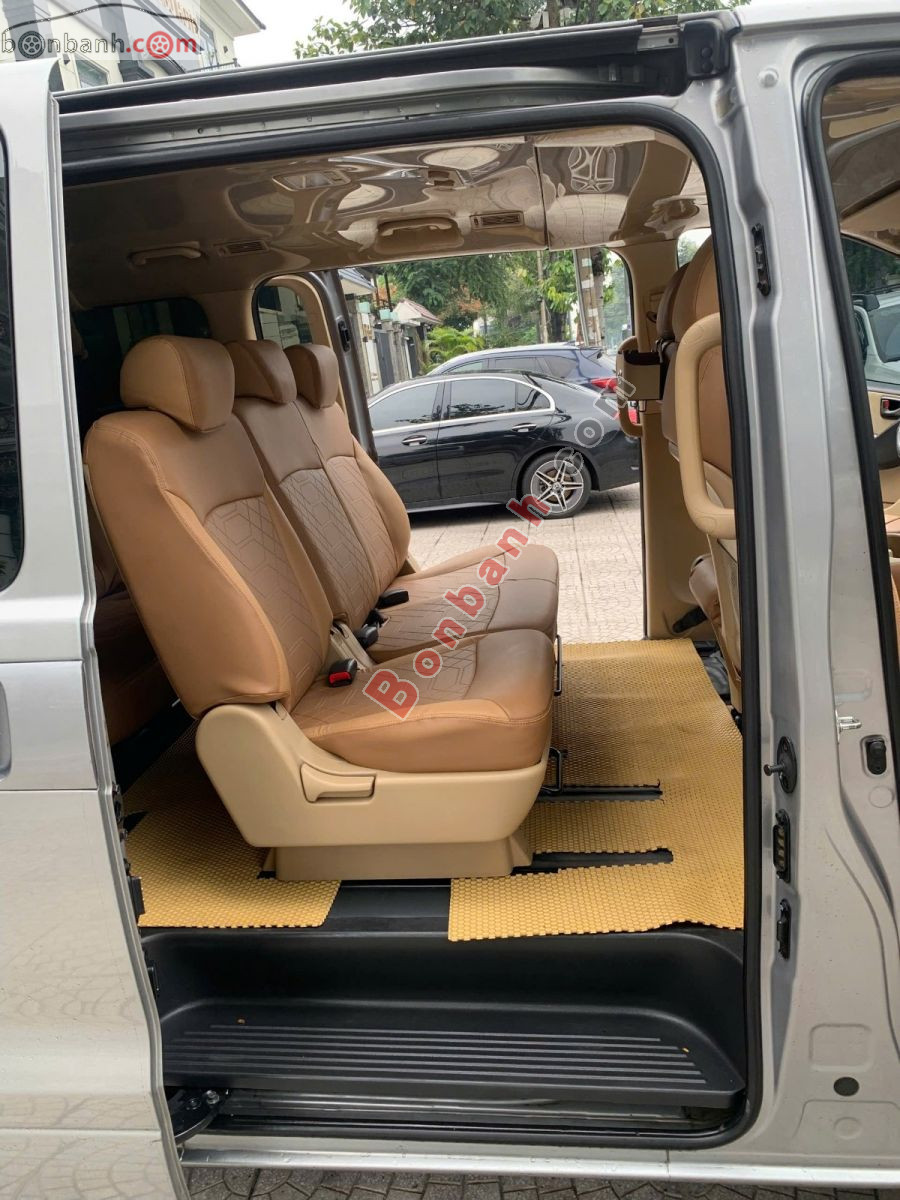Bán ô tô Hyundai Starex MT 2.5 - 2017 - xe cũ
