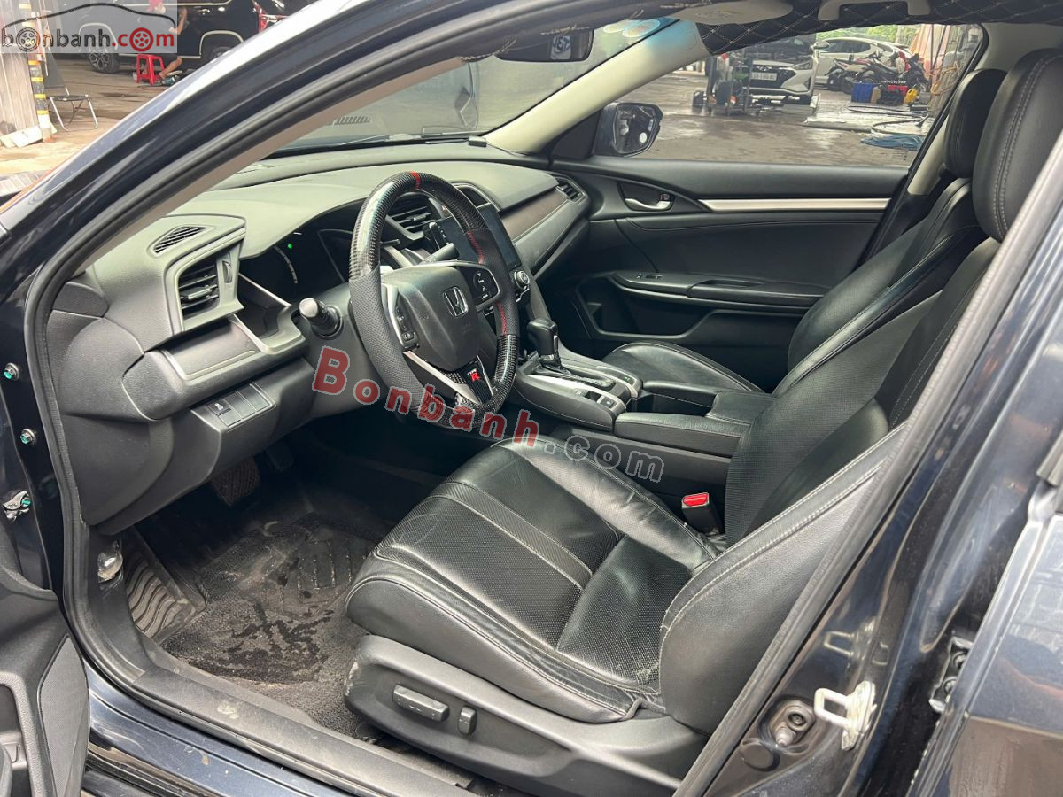 Bán ô tô Honda Civic 1.8 E - 2018 - xe cũ