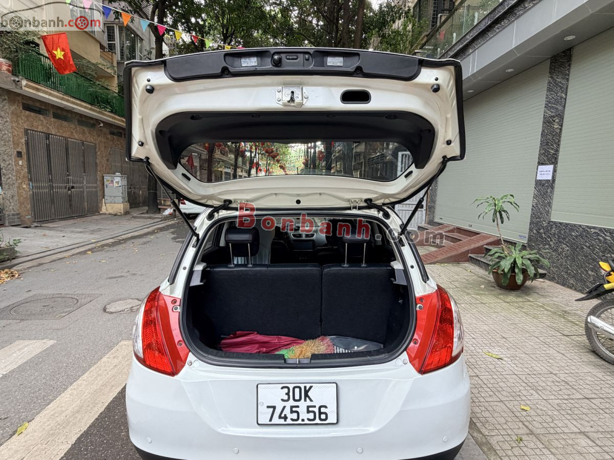 Bán ô tô Suzuki Swift 1.4 AT - 2014 - xe cũ
