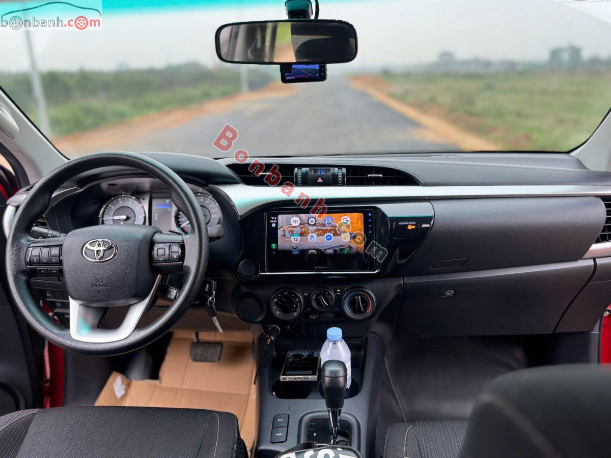Bán ô tô Toyota Hilux 2.4L 4x2 AT - 2024 - xe cũ