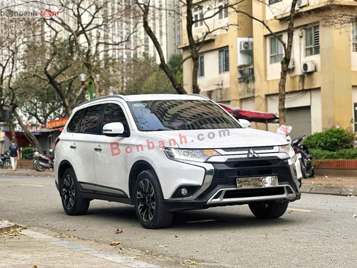 Bán ô tô Mitsubishi Outlander 2.0 CVT - 2020 - xe cũ