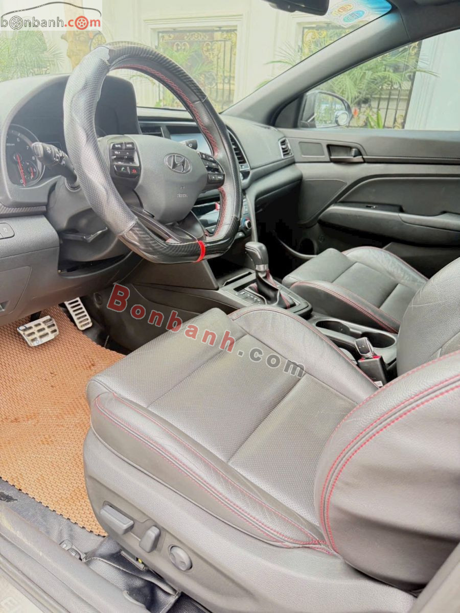 Bán ô tô Hyundai Elantra 1.6 AT - 2018 - xe cũ