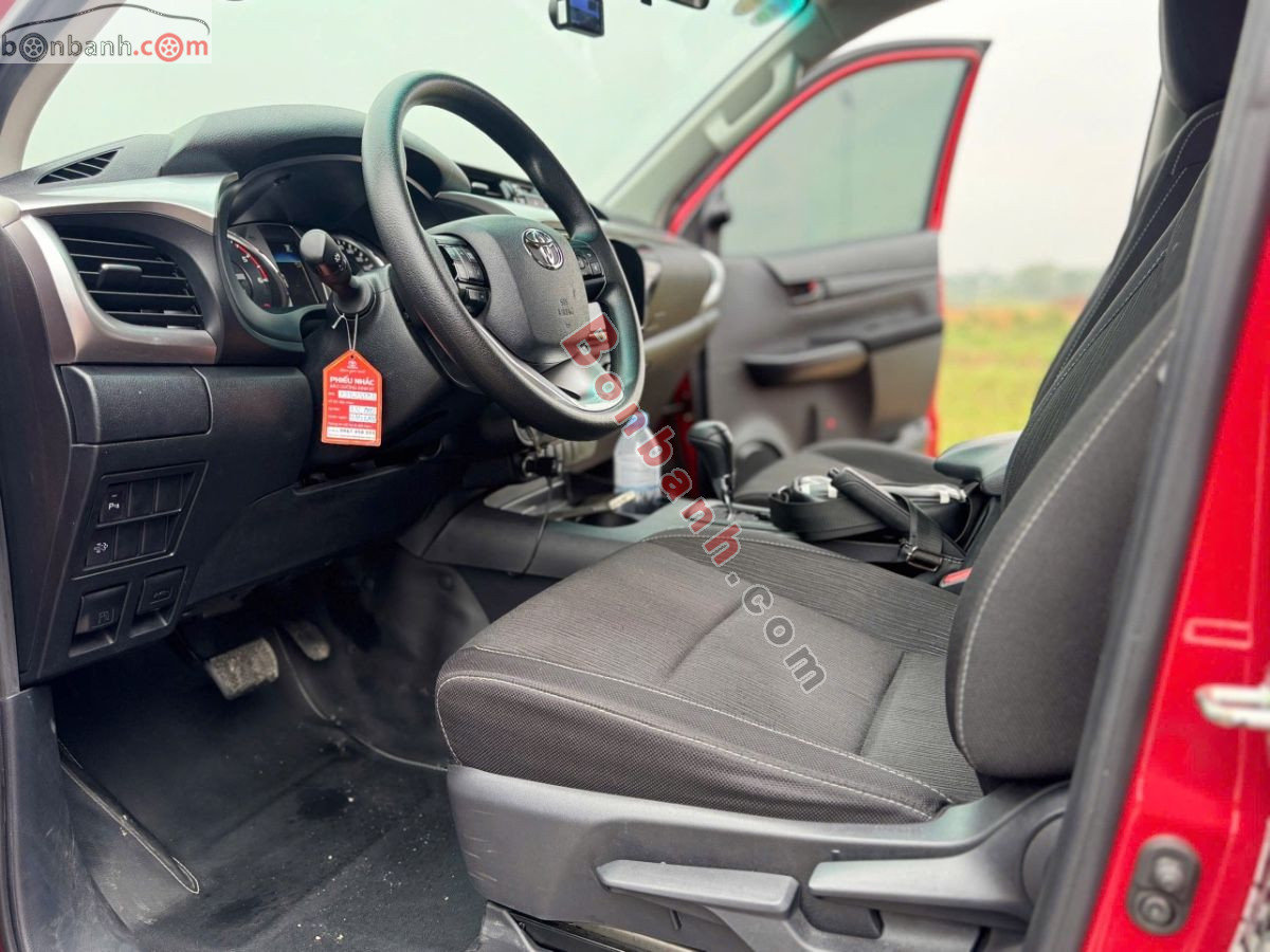 Bán ô tô Toyota Hilux 2.4L 4x2 AT - 2024 - xe cũ