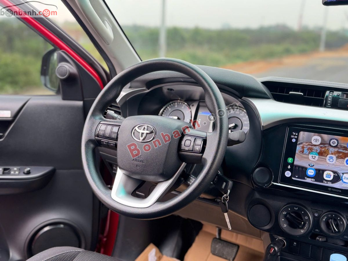 Bán ô tô Toyota Hilux 2.4L 4x2 AT - 2024 - xe cũ